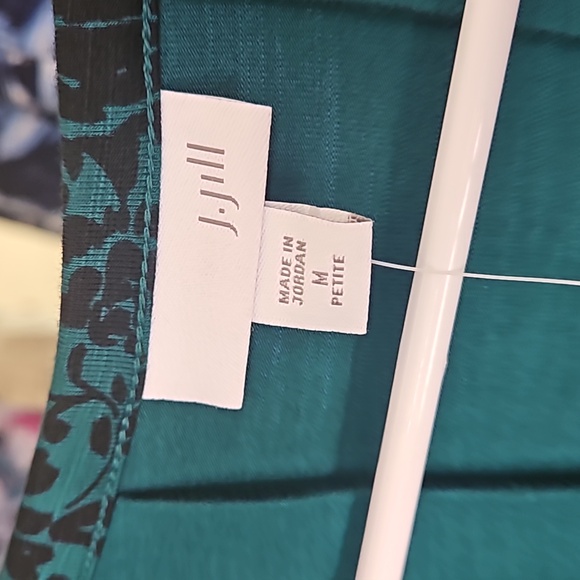 NWT J.Jill green paisley dress Women size- Medium petite stretchy - Picture 2 of 9